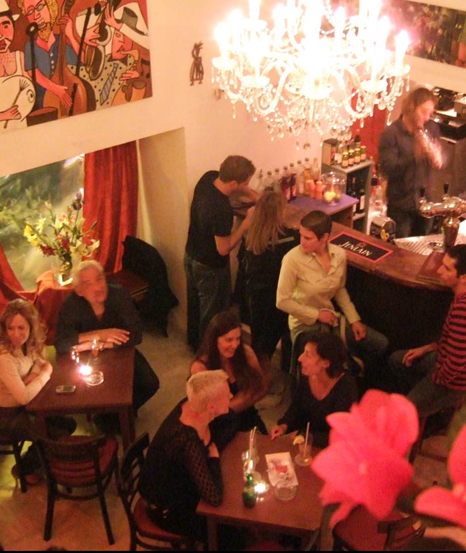 SHAPKO JAZZ BAR - EMBIENCE